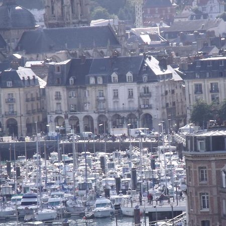 Le Clos Robinson Martin-Église 외부 사진